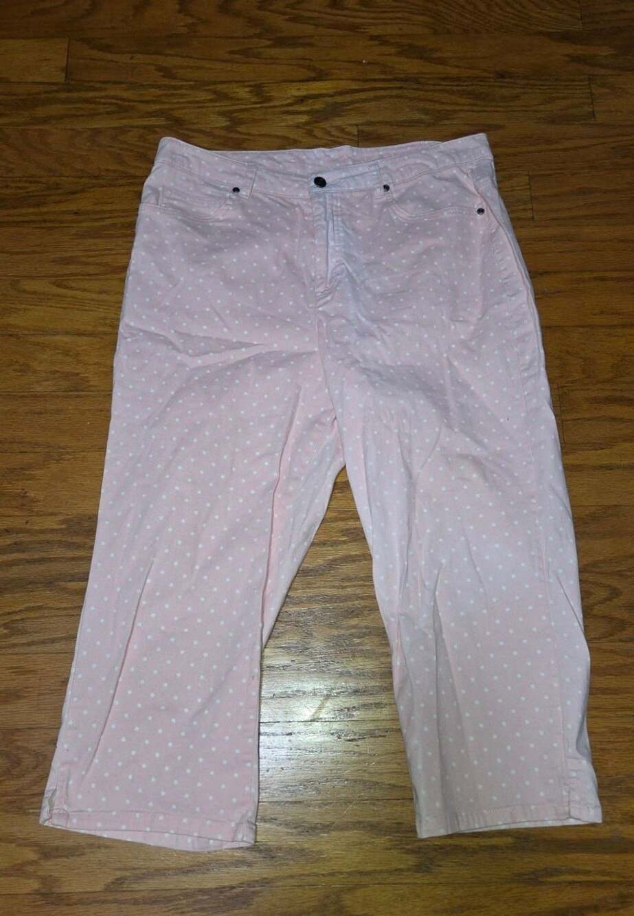 Basic Editions Light Pink with White Polka Dot Capris, Size 14